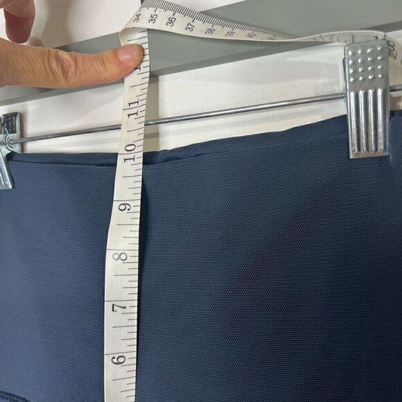 Lululemon Sweaty Endeavor Tights Mesh Inkwell Navy Blue - Picture 9 of 12